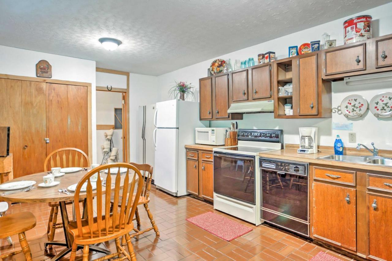 Rustic Taswell Cabin Grill And Walk To Patoka Lake! Exterior photo